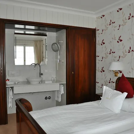 Boutiquehotel Oberkirch Im Zentrum 4*